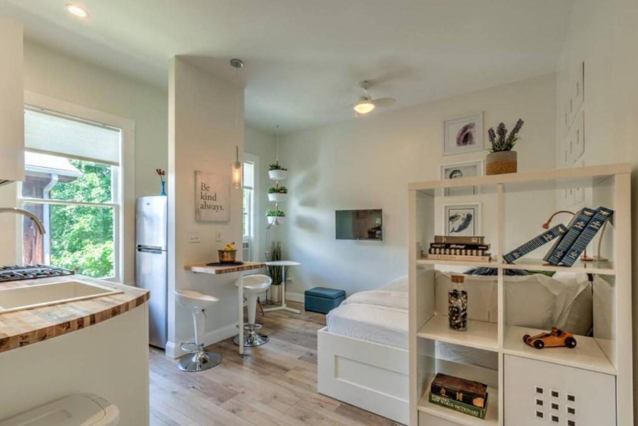 Miraculously Modern In A Vintage Shell Midtown Apartment เมมฟิส ภายนอก รูปภาพ
